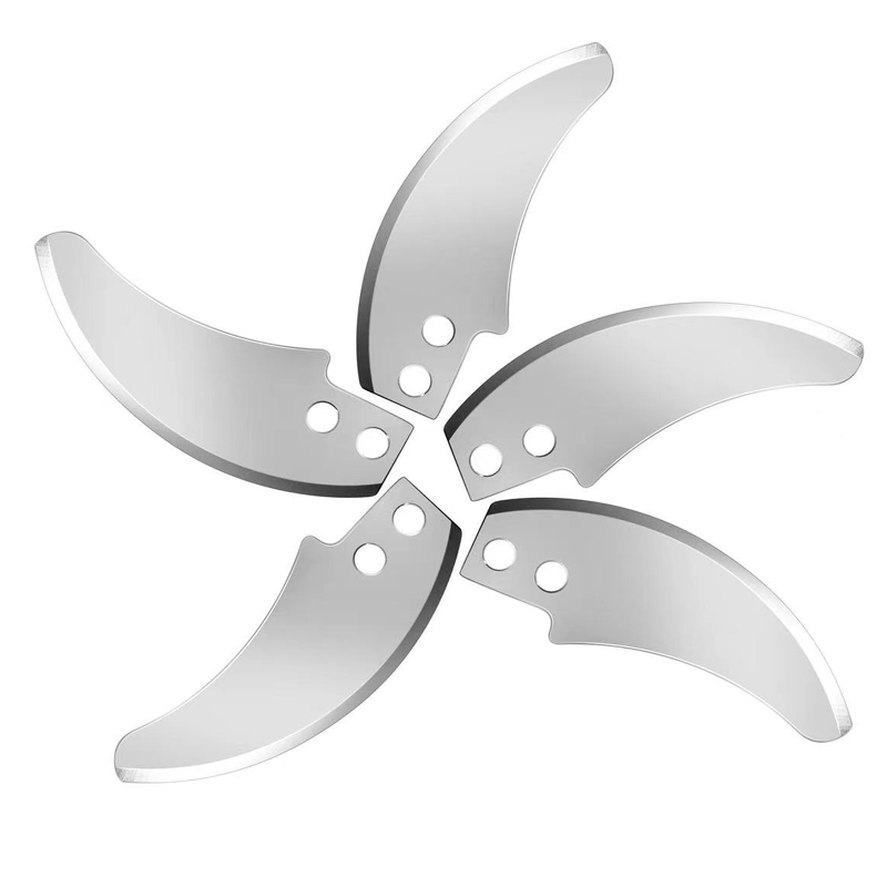 Curved vegetable cutter blade assembly
